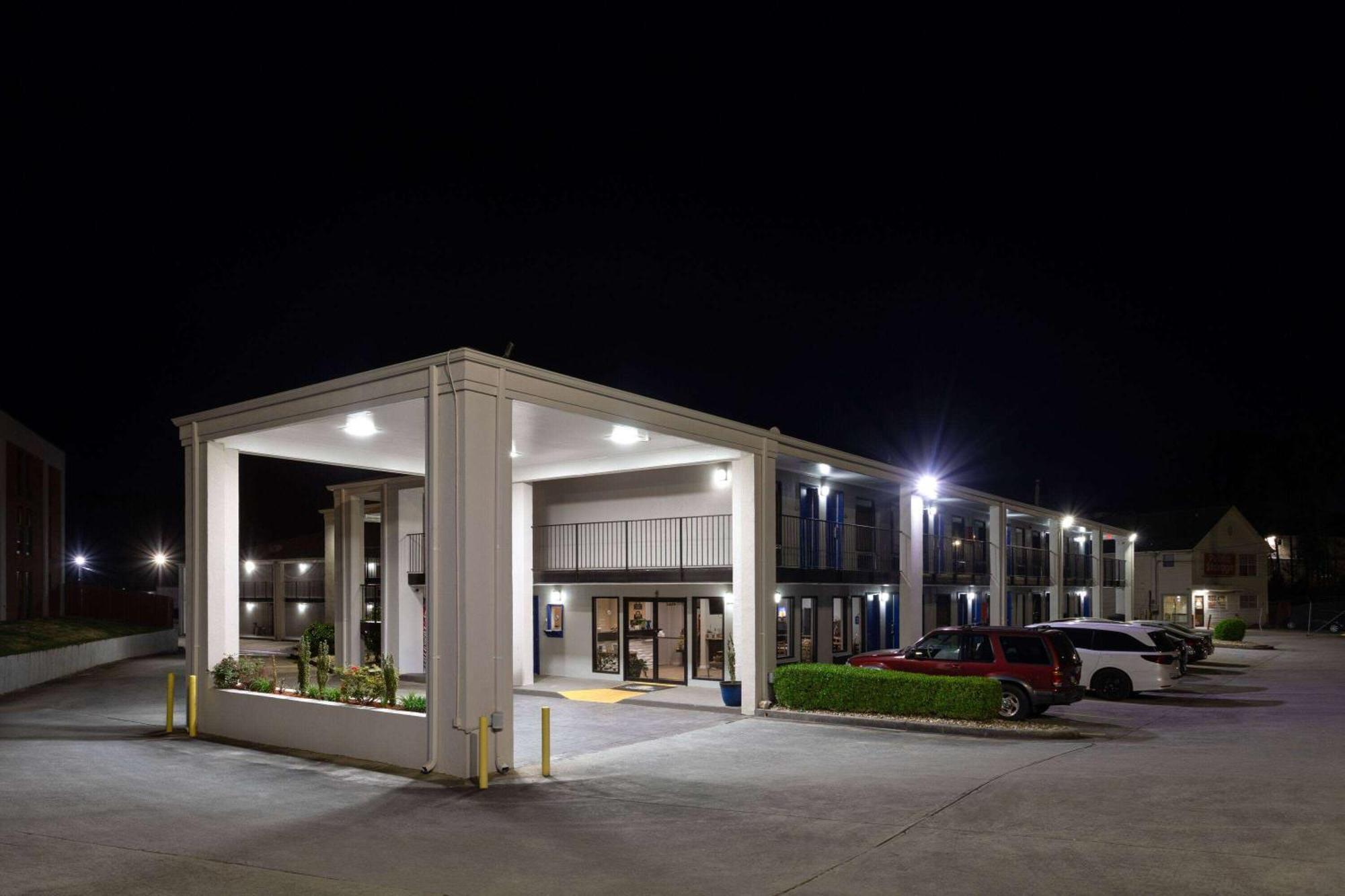 Days Inn By Wyndham Douglasville-Atlanta-Fairburn Road Экстерьер фото